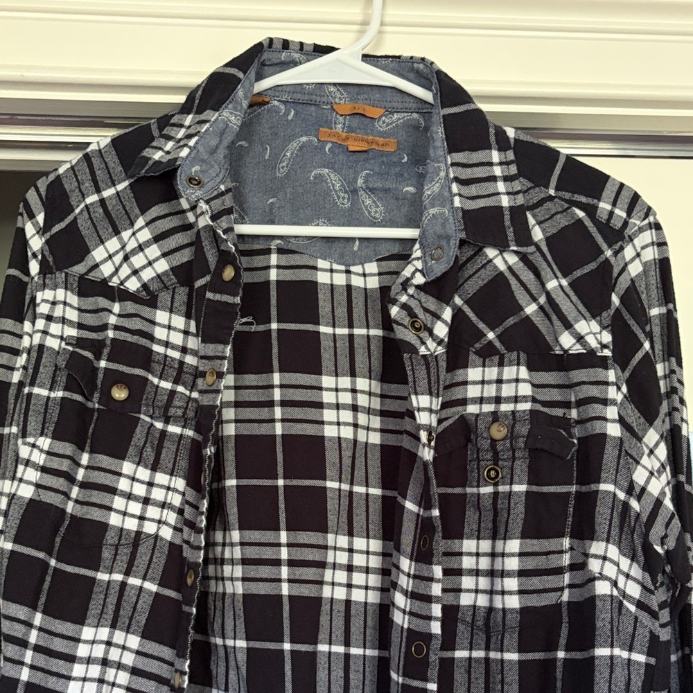 JACHS Girlfriend Black and White Plaid Button-Down Shirt